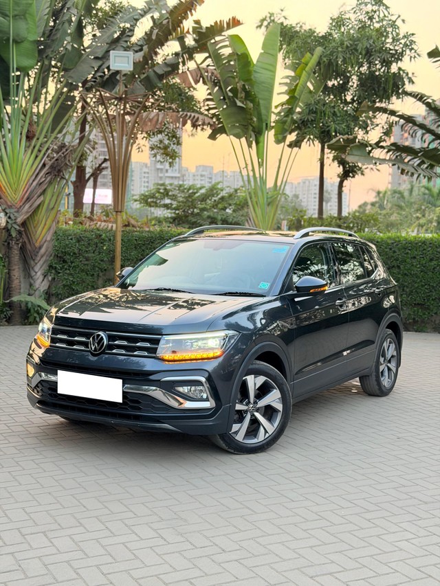 Second-hand 2022 Volkswagen Taigun 1.0 TSI Topline AT BSVI for sale in Surat-4