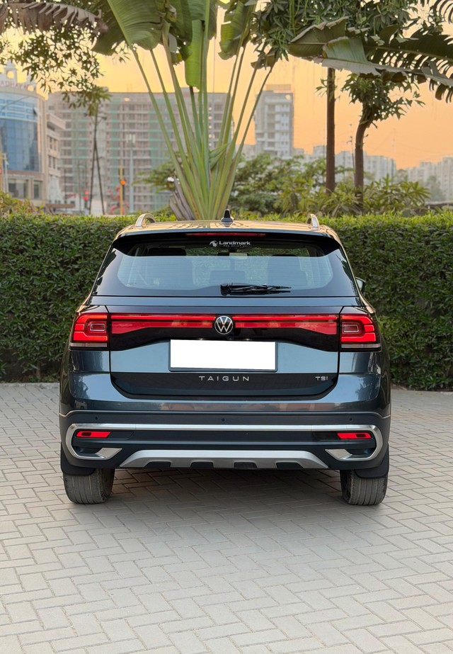 Second-hand 2022 Volkswagen Taigun 1.0 TSI Topline AT BSVI for sale in Surat-2