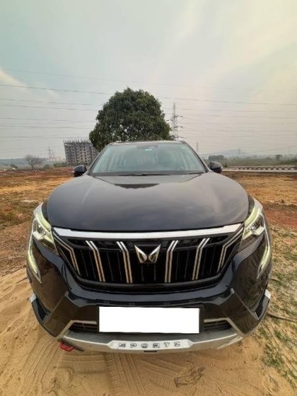 Second-hand 2022 Mahindra XUV700 AX7 Diesel AT BSVI for sale in Bhubaneswar