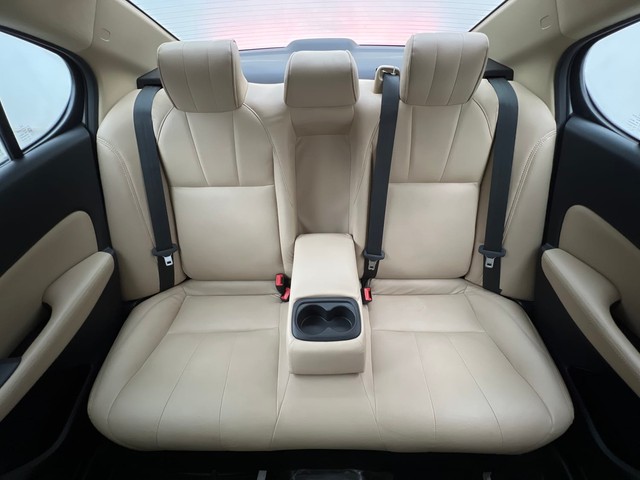 Second-hand 2022 Honda City VX MT for sale in Mumbai-23