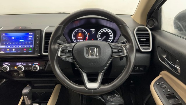 Second-hand 2022 Honda City VX MT for sale in Mumbai-26