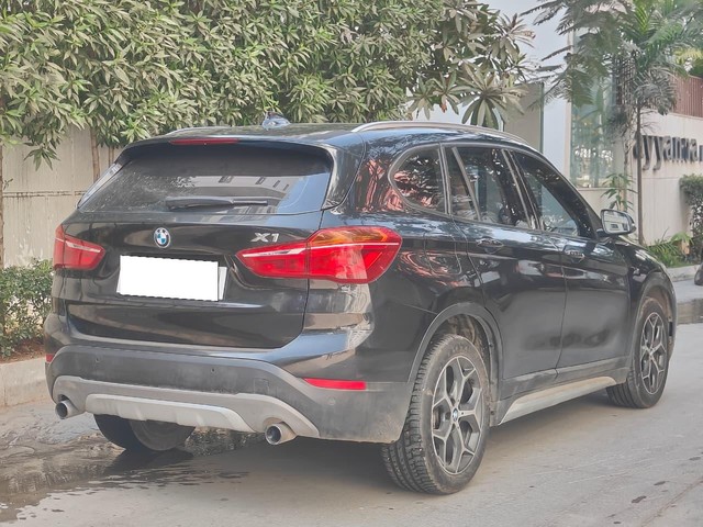 Second-hand 2016 BMW X1 sDrive 20d xLine for sale in Hyderabad-13
