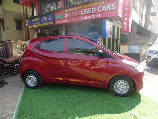 Second-hand 2015 Hyundai EON Era Plus for sale in Kolkata-11