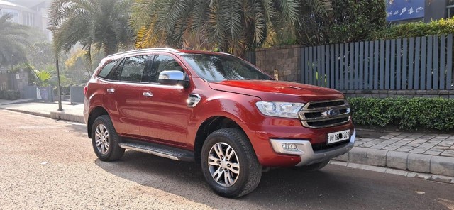 Second-hand 2018 Ford Endeavour 3.2 Titanium AT 4X4 for sale in New Delhi-15