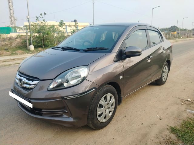 Honda Amaze S i-Vtech Second-hand 2015 Honda Amaze S i-Vtech for sale in Chennai