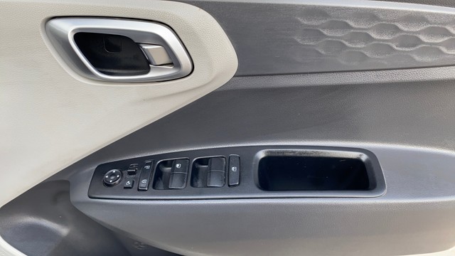 Second-hand 2022 Hyundai Grand i10 Nios AMT Asta for sale in Patna-17