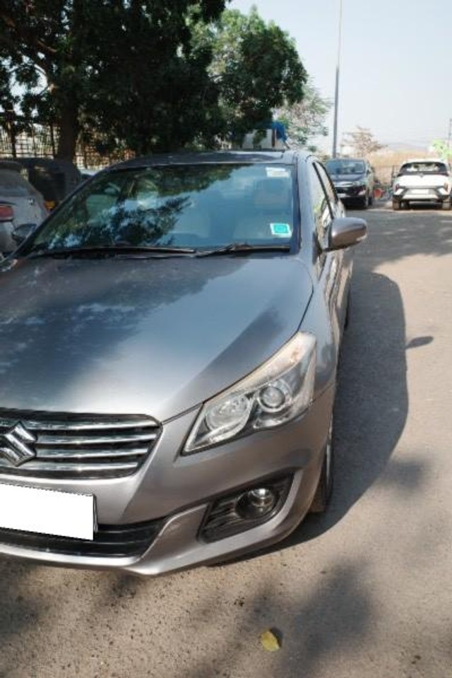 Second-hand 2015 Maruti Ciaz ZDi for sale in Vasai-4