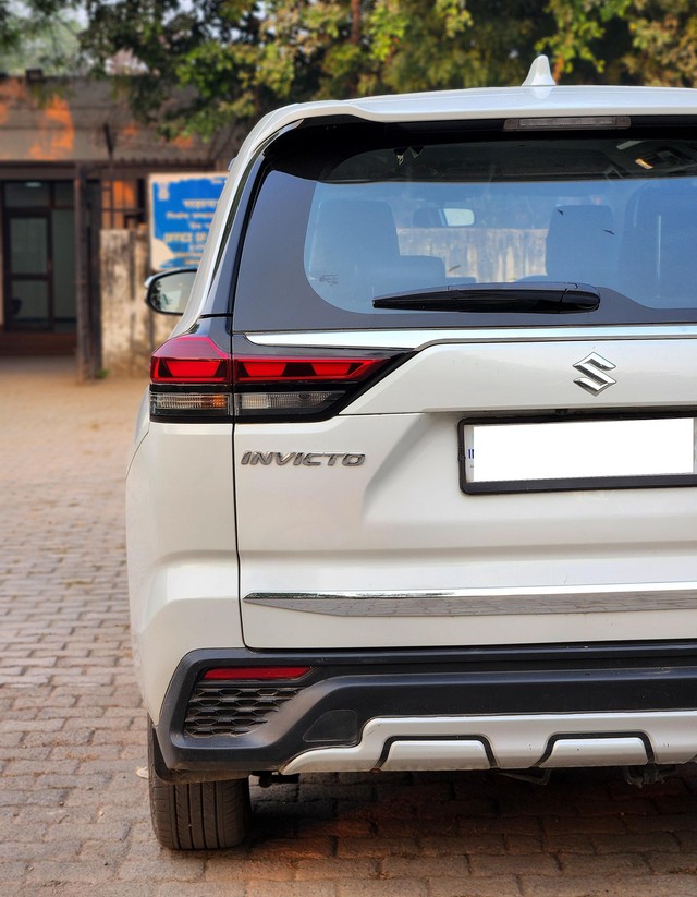 Second-hand 2024 Maruti Invicto Zeta Plus 7Str for sale in New Delhi-14