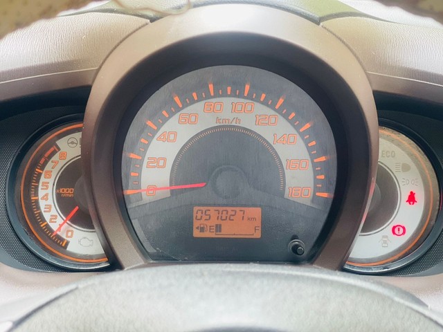 Honda Brio S MT Second-hand 2013 Honda Brio S MT for sale in Indore-11