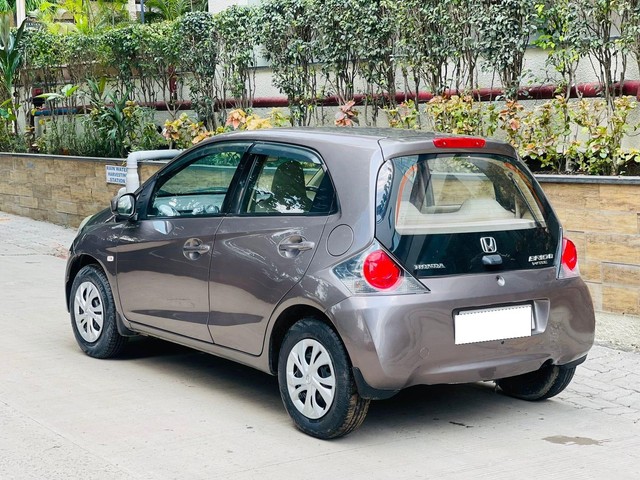 Honda Brio S MT Second-hand 2013 Honda Brio S MT for sale in Indore-7