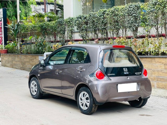 Honda Brio S MT Second-hand 2013 Honda Brio S MT for sale in Indore-8