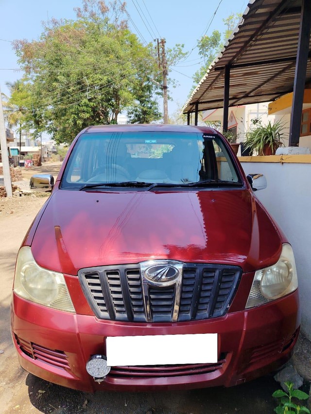 Second-hand 2010 Mahindra Xylo E4 for sale in Sangli-2