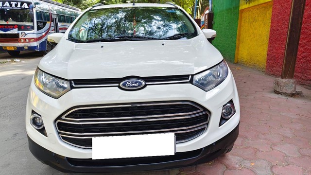 Second-hand 2015 Ford Ecosport 1.5 Ti VCT AT Titanium for sale in Indore-4