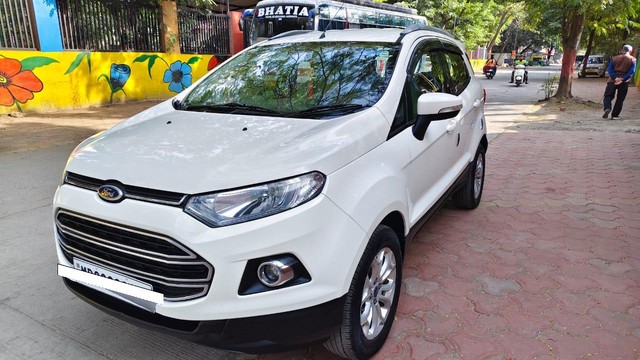 Second-hand 2015 Ford Ecosport 1.5 Ti VCT AT Titanium for sale in Indore-3