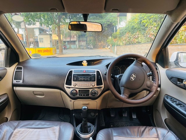 Hyundai i20 Magna 1.4 CRDi (Diesel) Second-hand 2013 Hyundai i20 Magna 1.4 CRDi (Diesel) for sale in Indore-11