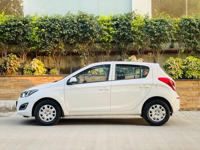 Hyundai i20 Magna 1.4 CRDi (Diesel) Second-hand 2013 Hyundai i20 Magna 1.4 CRDi (Diesel) for sale in Indore-10