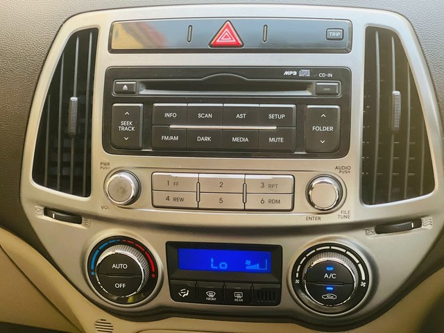 Hyundai i20 Magna 1.4 CRDi (Diesel) Second-hand 2013 Hyundai i20 Magna 1.4 CRDi (Diesel) for sale in Indore-7