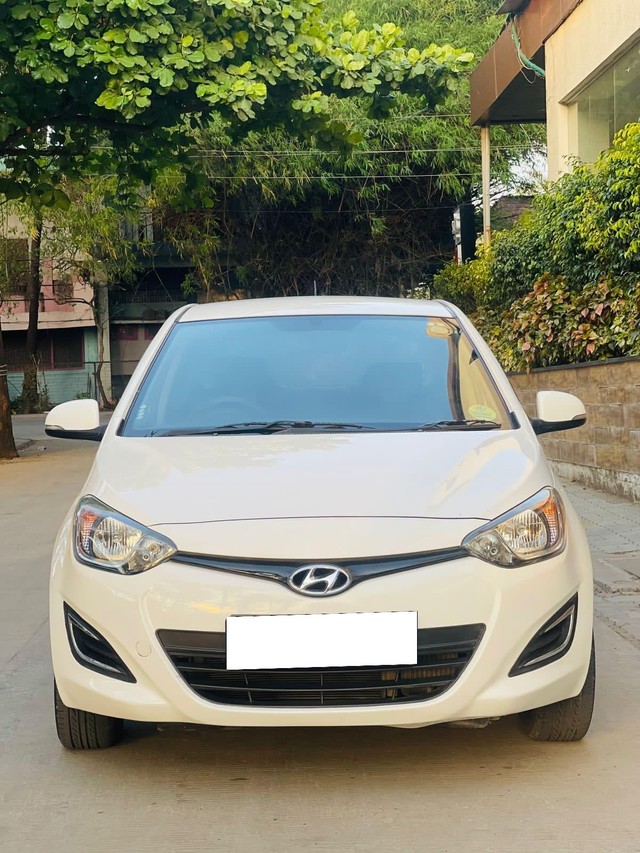 Hyundai i20 Magna 1.4 CRDi (Diesel) Second-hand 2013 Hyundai i20 Magna 1.4 CRDi (Diesel) for sale in Indore-13