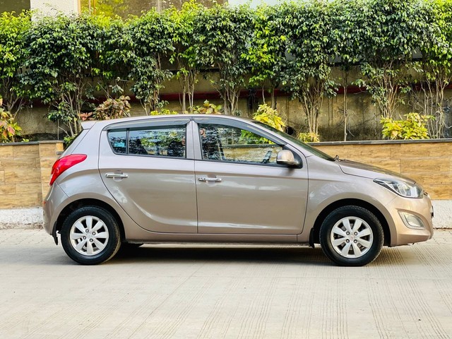 Hyundai i20 1.4 CRDi Asta Second-hand 2012 Hyundai i20 1.4 CRDi Asta for sale in Indore-1