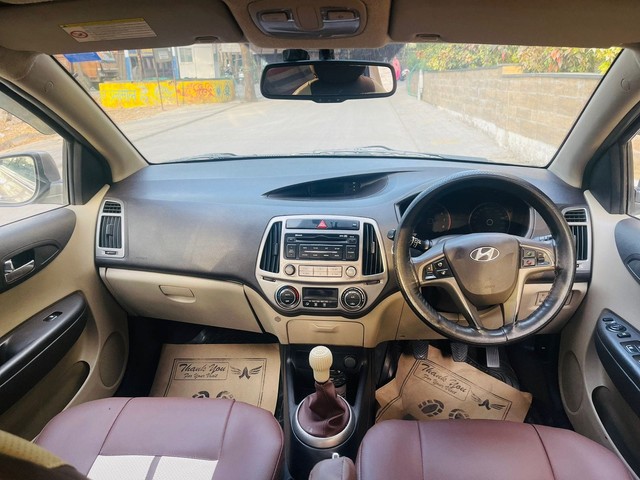 Hyundai i20 1.4 CRDi Asta Second-hand 2012 Hyundai i20 1.4 CRDi Asta for sale in Indore-14