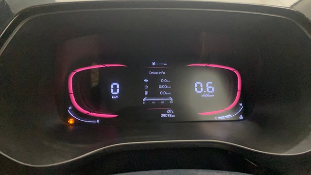 Second-hand 2022 Kia Carens Luxury Plus Turbo 2022-2023 for sale in Lucknow-11