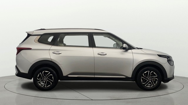 Second-hand 2022 Kia Carens Luxury Plus Turbo 2022-2023 for sale in Lucknow-1