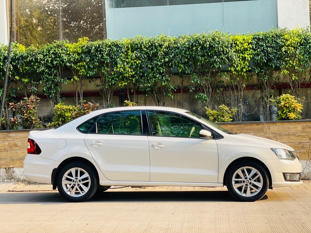 Second-hand 2018 Skoda Rapid 1.6 MPI AT Style BSIV for sale in Indore-13