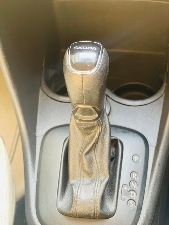 Second-hand 2018 Skoda Rapid 1.6 MPI AT Style BSIV for sale in Indore-9