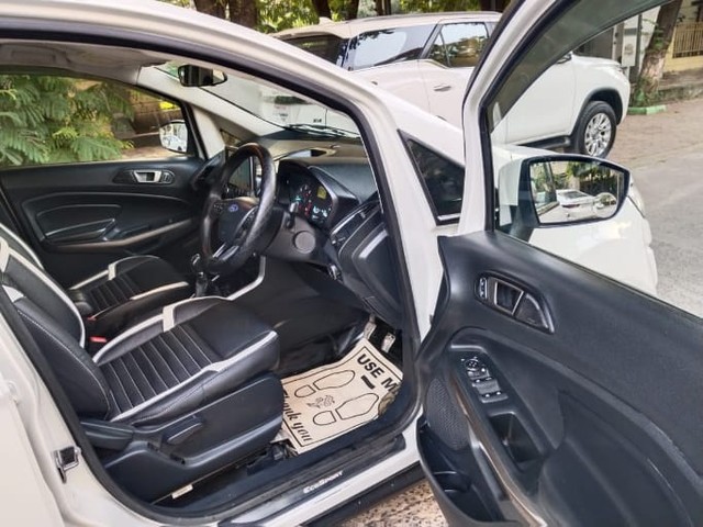 Second-hand 2019 Ford Ecosport 1.5 Diesel Titanium BSIV for sale in Indore-13