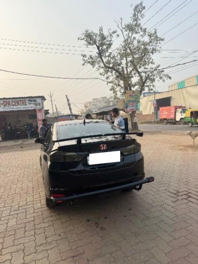 Second-hand 2015 Honda City i DTEC SV for sale in Hajipur-1