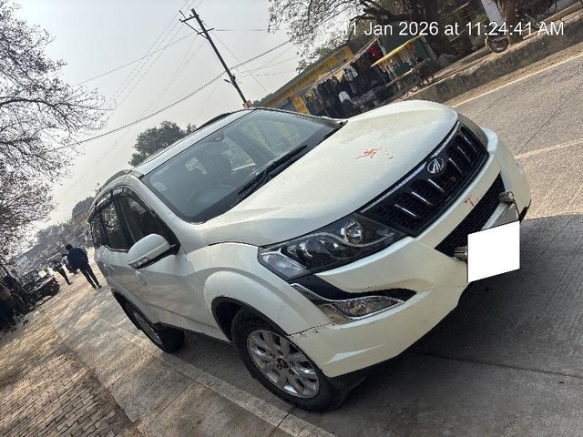 Second-hand 2017 Mahindra XUV500 R W10 FWD for sale in Sheopur-6