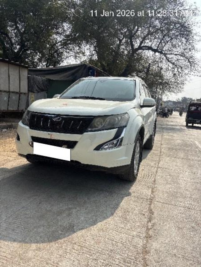 Second-hand 2017 Mahindra XUV500 R W10 FWD for sale in Sheopur-2