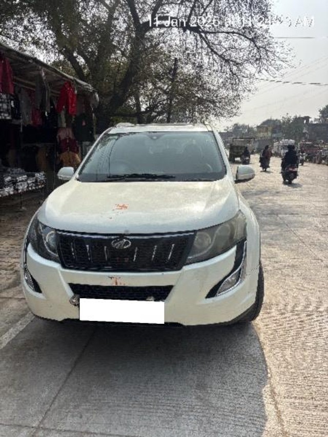 Second-hand 2017 Mahindra XUV500 R W10 FWD for sale in Sheopur-3