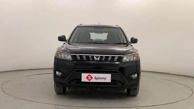 Second-hand 2023 Mahindra XUV300 W6 Diesel for sale in Pune-7