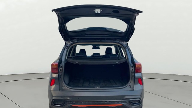 Second-hand 2021 Kia Seltos X-Line DCT for sale in Patna-20