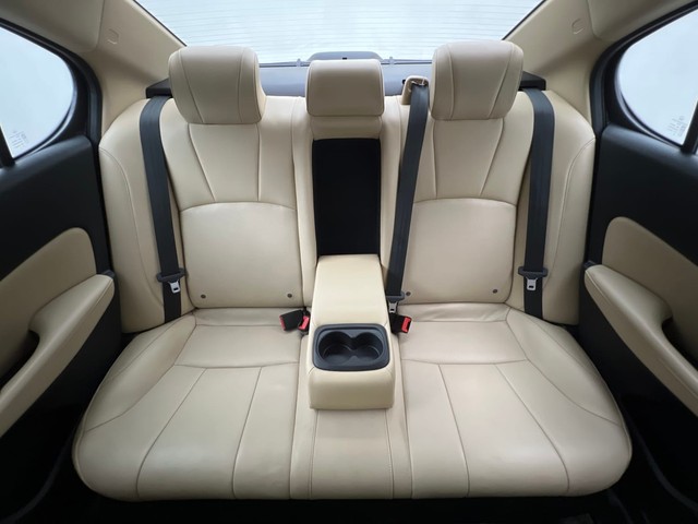 Second-hand 2021 Honda City ZX MT for sale in Mumbai-38