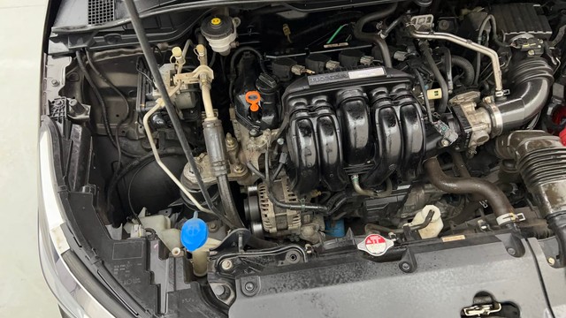 Second-hand 2021 Honda City ZX MT for sale in Mumbai-32