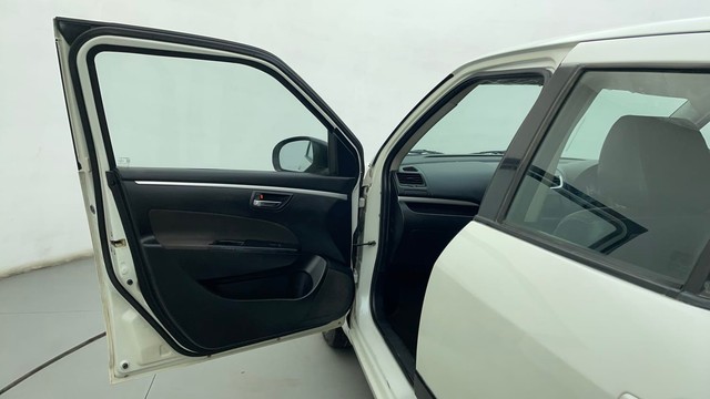 Second-hand 2012 Maruti Swift VXI for sale in Ahmedabad-23