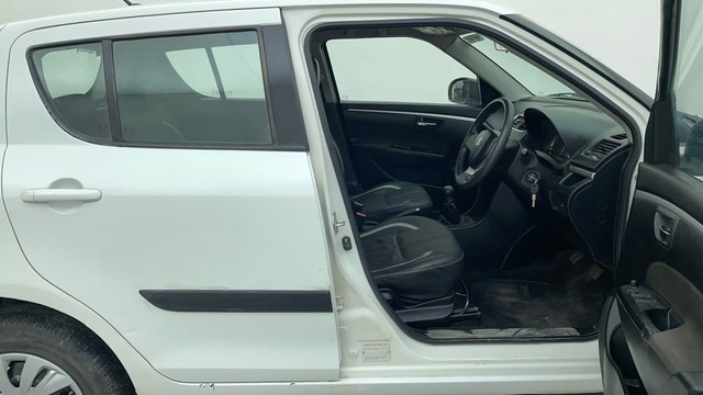 Second-hand 2012 Maruti Swift VXI for sale in Ahmedabad-15