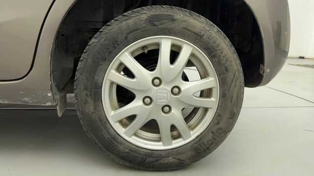 Second-hand 2015 Honda Brio VX for sale in Ahmedabad-19