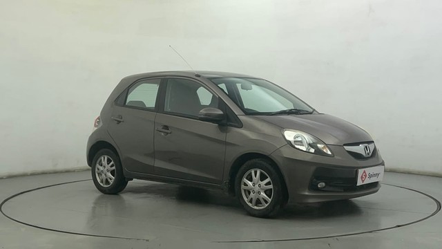 Second-hand 2015 Honda Brio VX for sale in Ahmedabad-1