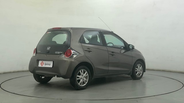 Second-hand 2015 Honda Brio VX for sale in Ahmedabad-3