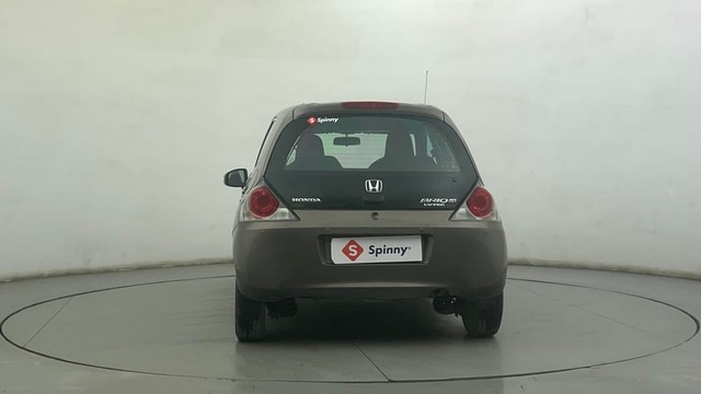 Second-hand 2015 Honda Brio VX for sale in Ahmedabad-4