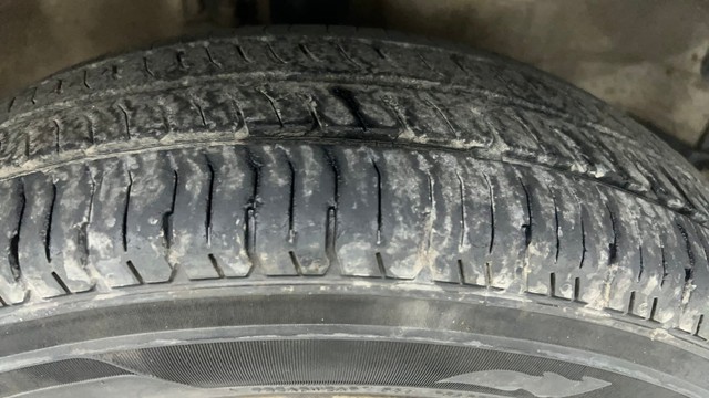 Second-hand 2014 Maruti Wagon R LXI BSVI for sale in Ahmedabad-35