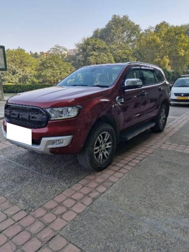 Second-hand 2017 Ford Endeavour 2.2 Titanium AT 4X2 for sale in Gurgaon-4