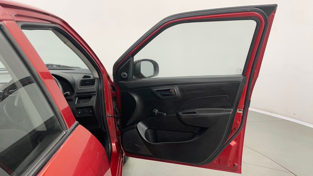 Second-hand 2013 Maruti Swift LXi for sale in Jaipur-16