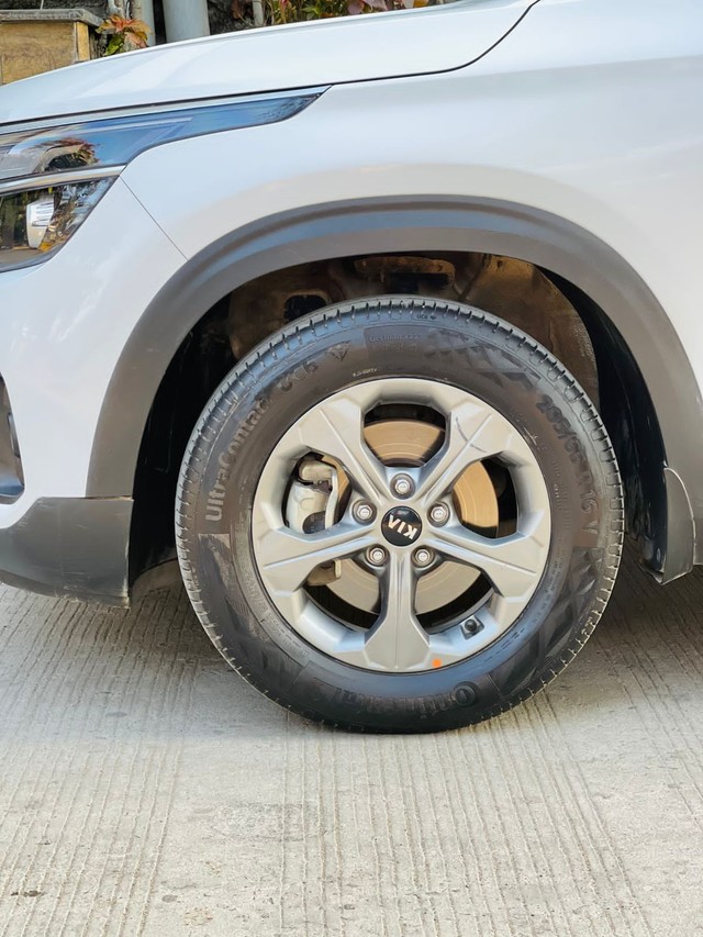 Second-hand 2019 Kia Seltos HTK Diesel for sale in Indore-7