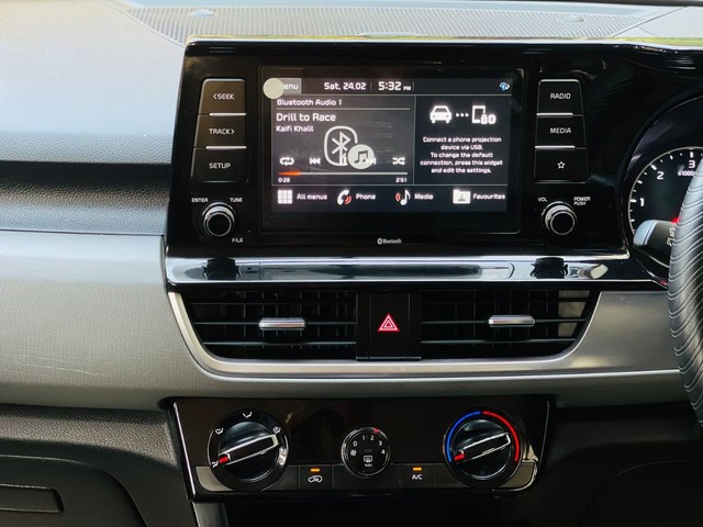 Second-hand 2019 Kia Seltos HTK Diesel for sale in Indore-14