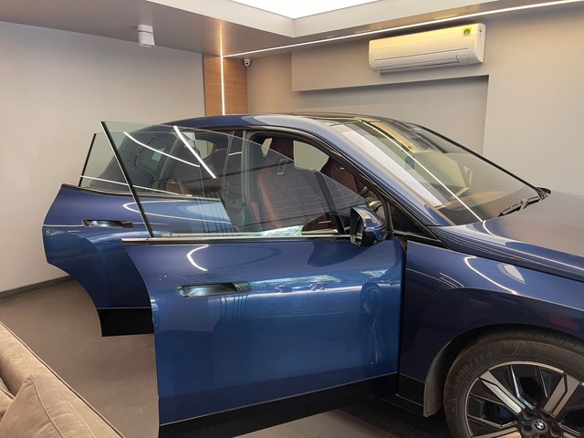 Second-hand 2022 BMW iX xDrive40 for sale in Mumbai-12