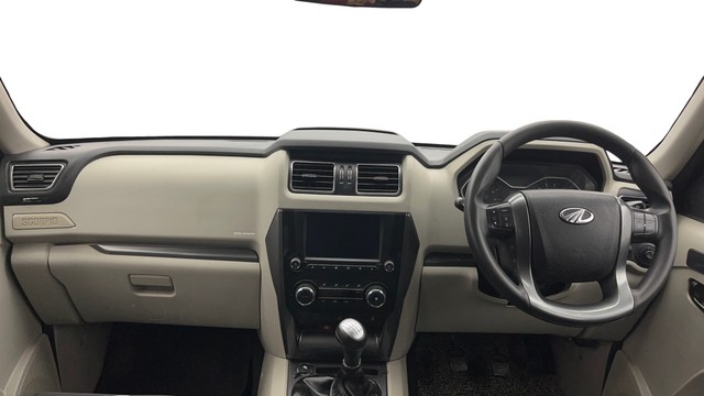 Second-hand 2019 Mahindra Scorpio S9 for sale in Lucknow-10